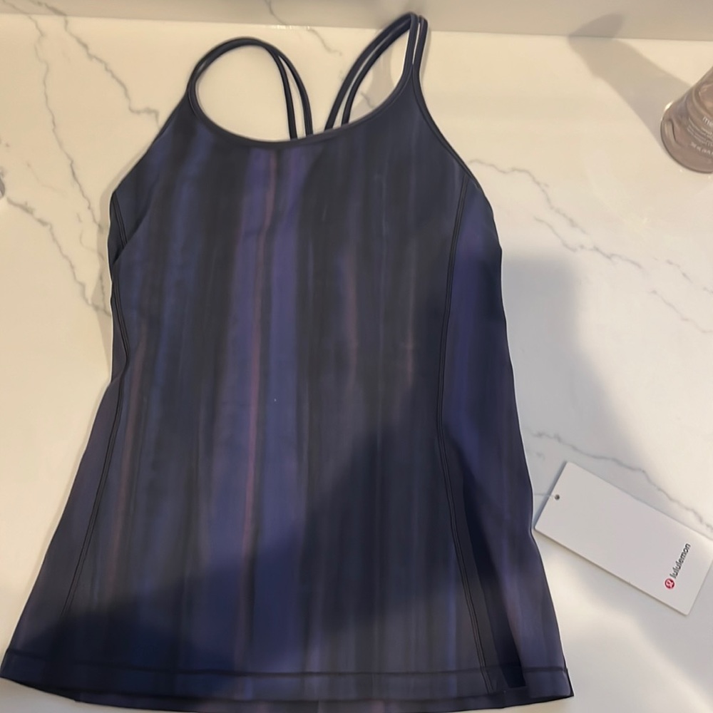 NWT Lululemon Womens Free to Be Tank Everlux